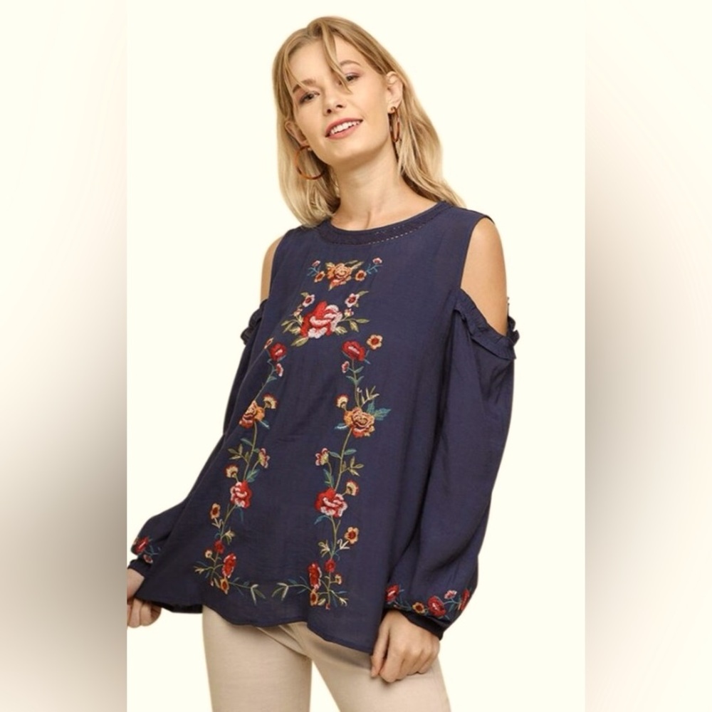 Umgee Cold Shoulder Top, Sz. S, Dark Blue with Flower Embroidery